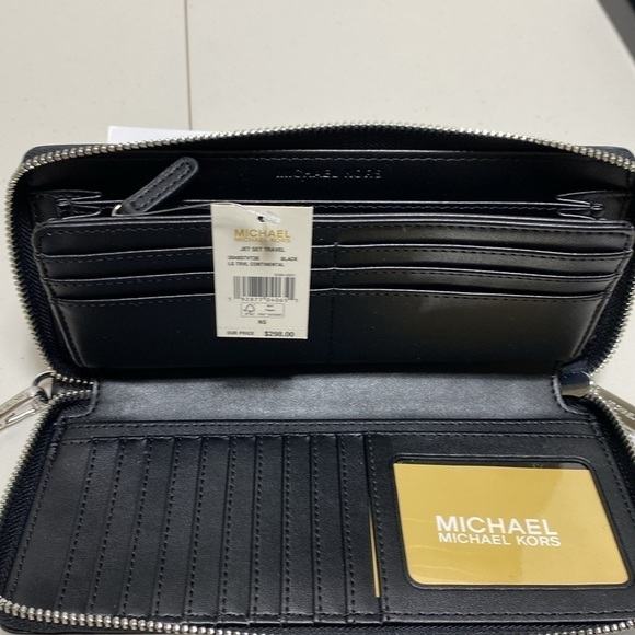 $298 NEW! MICHAEL KORS JET SET CONTINENTAL WALLET/WRISTLET BLACK MK MONOGRAM NEW - Picture 5 of 6